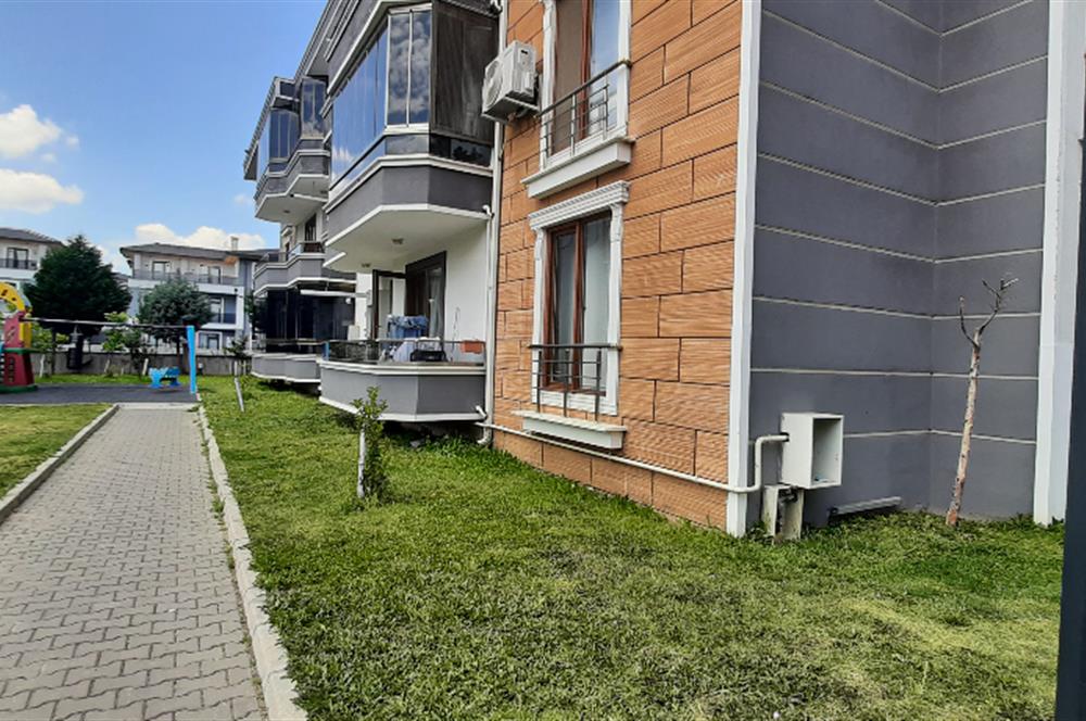 SAKARYA TEPEKUM YENİ STADA YAKIN 3+1 SATILIK SİTE İÇİNDE DAİRE