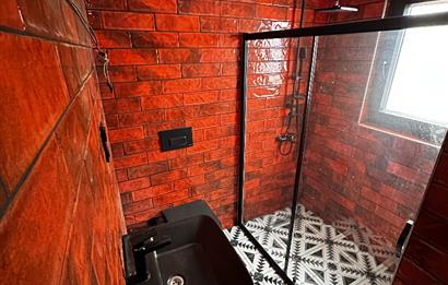 YENİ TADİLATLI AIRBNB İÇİN UYGUN 5 KATLI SATILIK BİNA