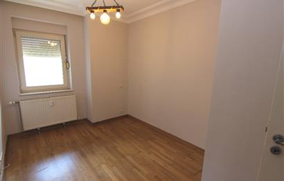 Zekeriyaköy YONCA EVLERİNDE Satılık KÖŞE BAHÇE DUBLEKS Daire
