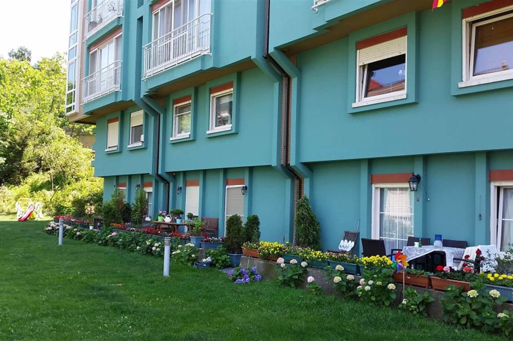 Zekeriyaköy YONCA EVLERİNDE Satılık KÖŞE BAHÇE DUBLEKS Daire