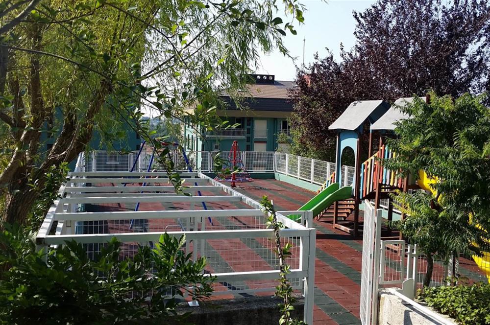 Zekeriyaköy YONCA EVLERİNDE Satılık KÖŞE BAHÇE DUBLEKS Daire