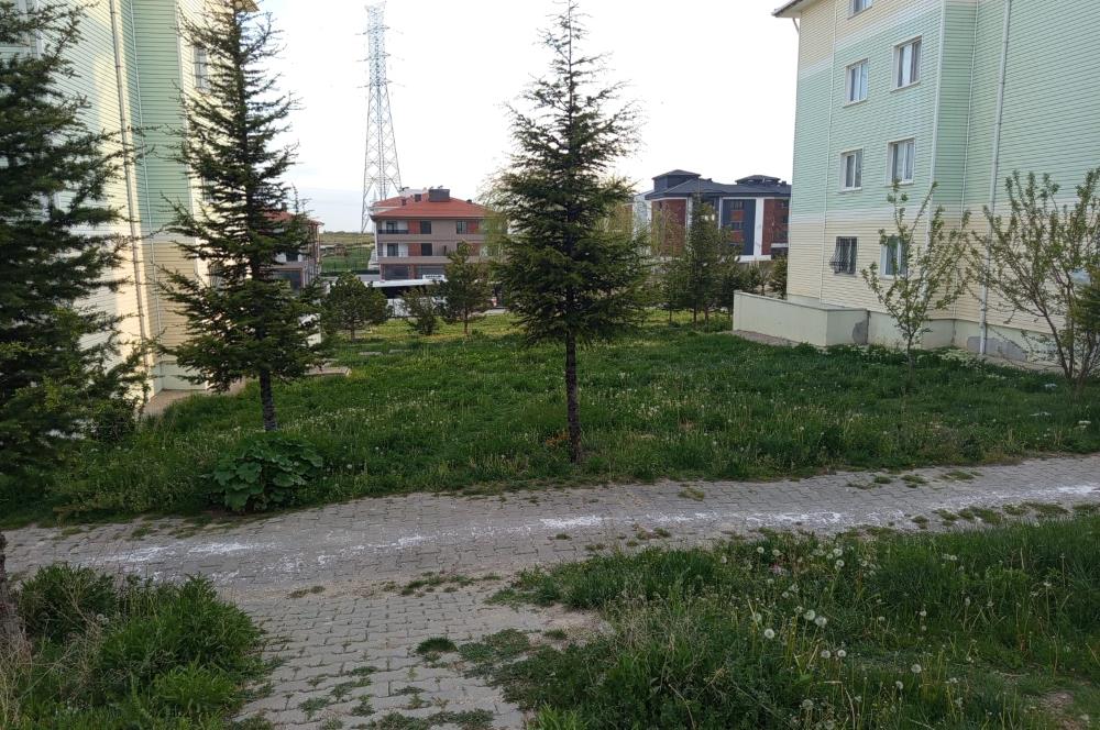 YAŞAM KENTDE SATILIK EŞYALI 1+1