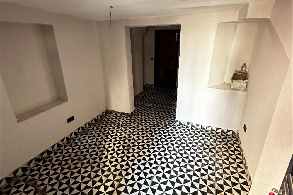 YENİ TADİLATLI AIRBNB İÇİN UYGUN 5 KATLI SATILIK BİNA