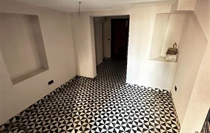 YENİ TADİLATLI AIRBNB İÇİN UYGUN 5 KATLI SATILIK BİNA