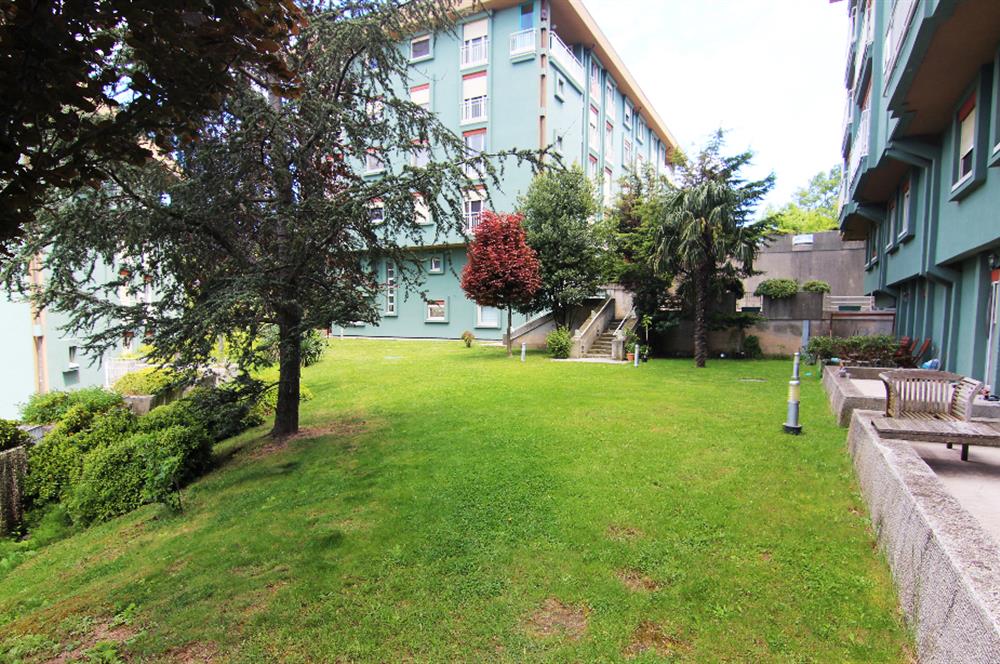 Zekeriyaköy YONCA EVLERİNDE Satılık KÖŞE BAHÇE DUBLEKS Daire