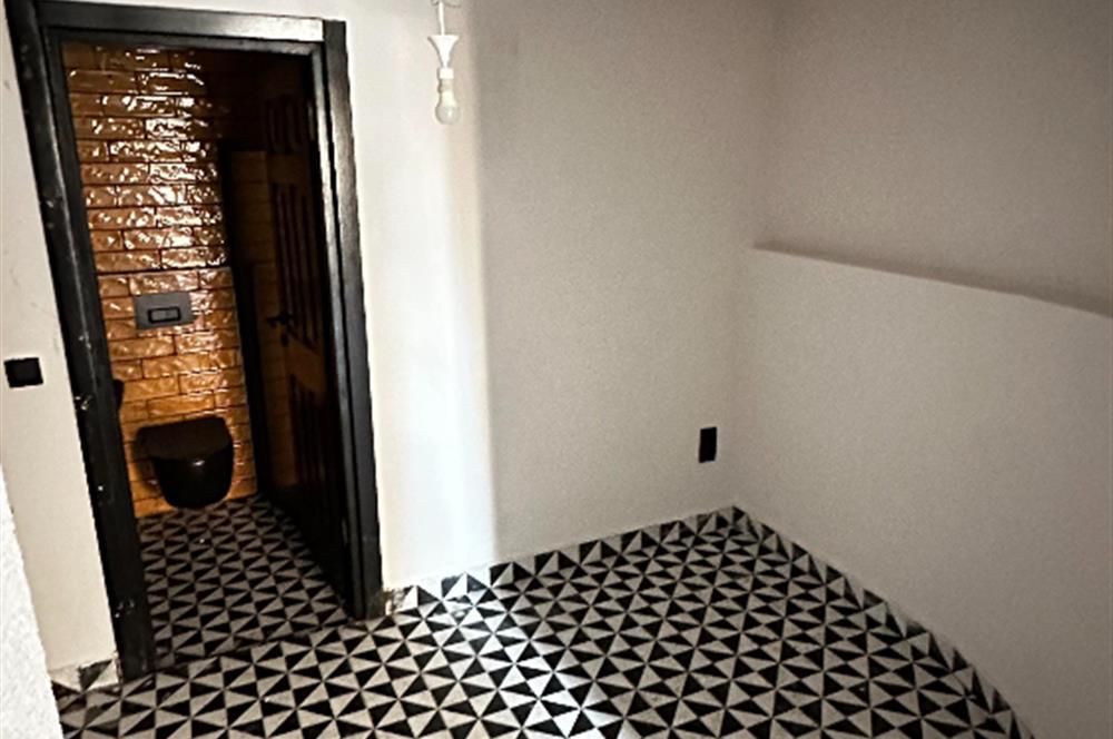 YENİ TADİLATLI AIRBNB İÇİN UYGUN 5 KATLI SATILIK BİNA