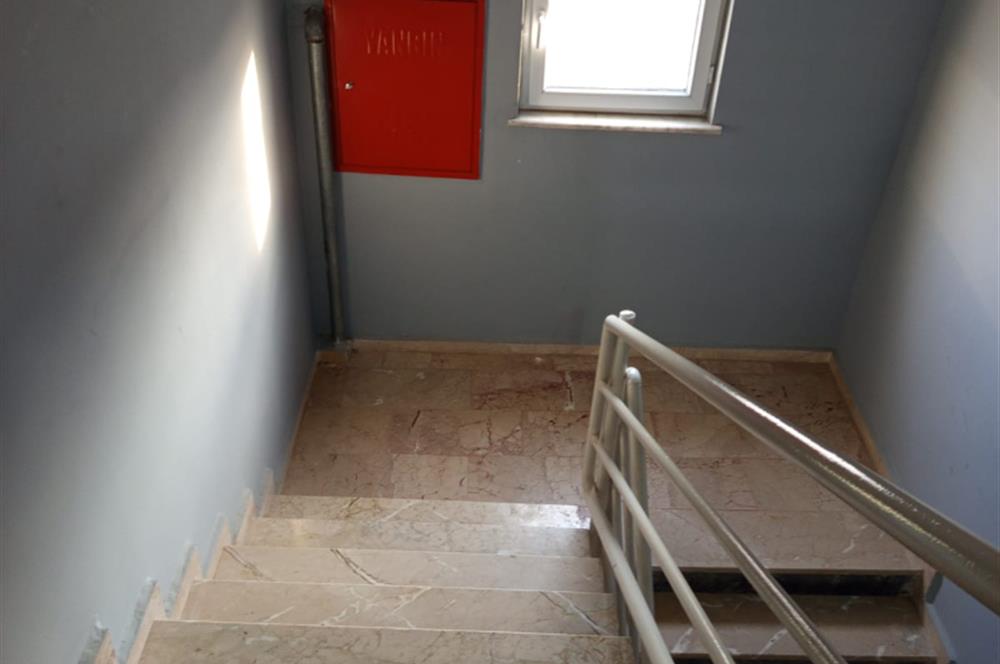 YAŞAM KENTDE SATILIK EŞYALI 1+1
