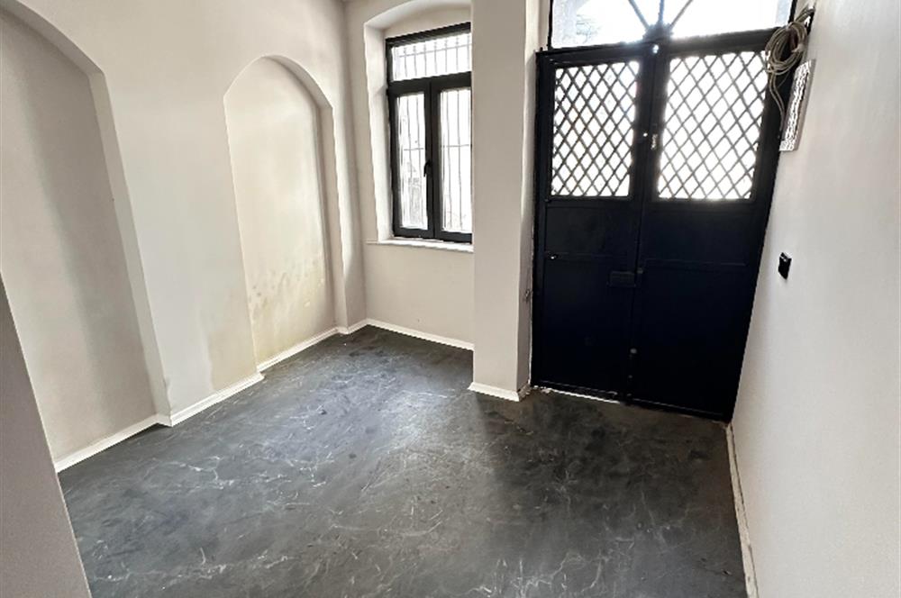 YENİ TADİLATLI AIRBNB İÇİN UYGUN 5 KATLI SATILIK BİNA