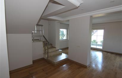 Zekeriyaköy YONCA EVLERİNDE Satılık KÖŞE BAHÇE DUBLEKS Daire