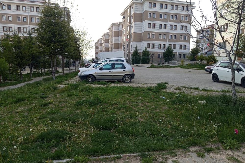 YAŞAM KENTDE SATILIK EŞYALI 1+1