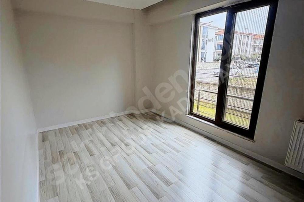 SAKARYA TEPEKUM YENİ STADA YAKIN 3+1 SATILIK SİTE İÇİNDE DAİRE