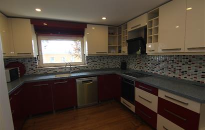 Zekeriyaköy YONCA EVLERİNDE Satılık KÖŞE BAHÇE DUBLEKS Daire