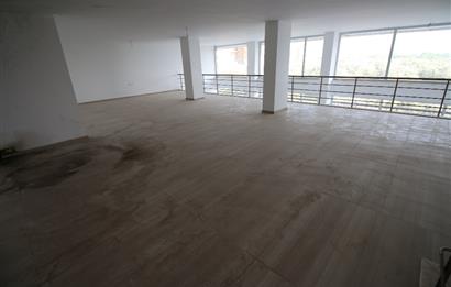 C21 MY MADRA EDREMİTTE 353 M2 AVM YANINDA KİRALIK 3 KATLI DÜKKAN