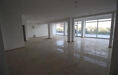 C21 MY MADRA EDREMİTTE 353 M2 AVM YANINDA KİRALIK 3 KATLI DÜKKAN