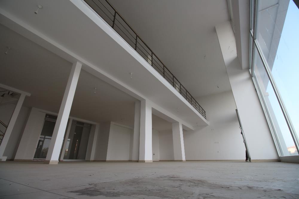 C21 MY MADRA EDREMİTTE 353 M2 AVM YANINDA KİRALIK 3 KATLI DÜKKAN