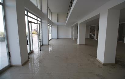 C21 MY MADRA EDREMİTTE 353 M2 AVM YANINDA KİRALIK 3 KATLI DÜKKAN