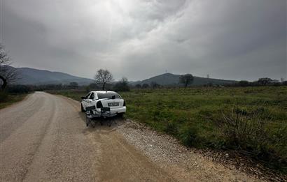 C21 Cius; Asfalt Yola 80 Metre Cepheli 30 Dönüm Dümdüz Tarla