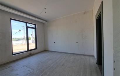 GÖLBAŞI'NDA SİTE İÇERİSİNDE SATILIK 5+1 SIFIR VİLLA