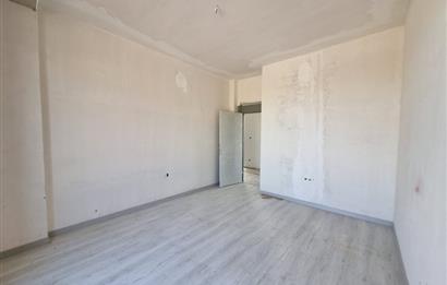 GÖLBAŞI'NDA SİTE İÇERİSİNDE SATILIK 5+1 SIFIR VİLLA