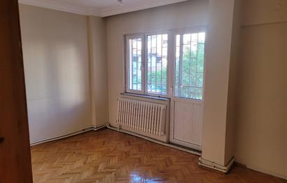 CENTURY21 BAL'DAN BAHÇELİEVLER'DE KİRALIK 2+1 GENİŞ DAİRE
