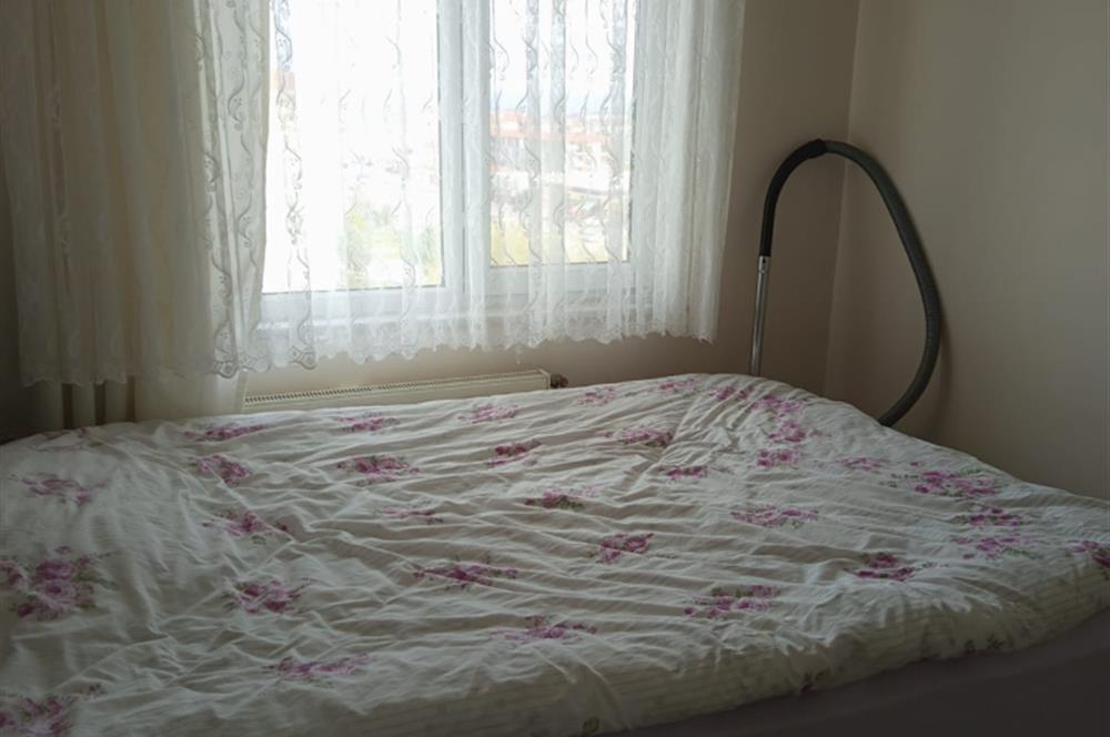 YAŞAM KENTDE SATILIK EŞYALI 1+1