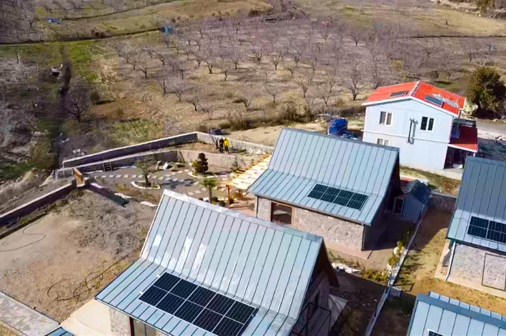 Bornova Yakaköy'de Satılık Loft Taş Ev
