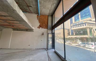 Kanyon ve Özdilek Avm'ye Komşu Cadde Üzeri Kiralık Dükkan