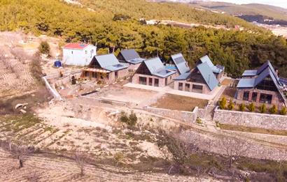 Bornova Yakaköy'de Satılık Loft Taş Ev