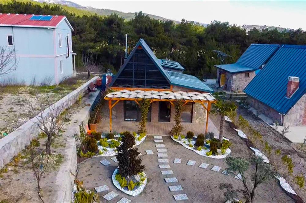 Bornova Yakaköy'de Satılık Loft Taş Ev