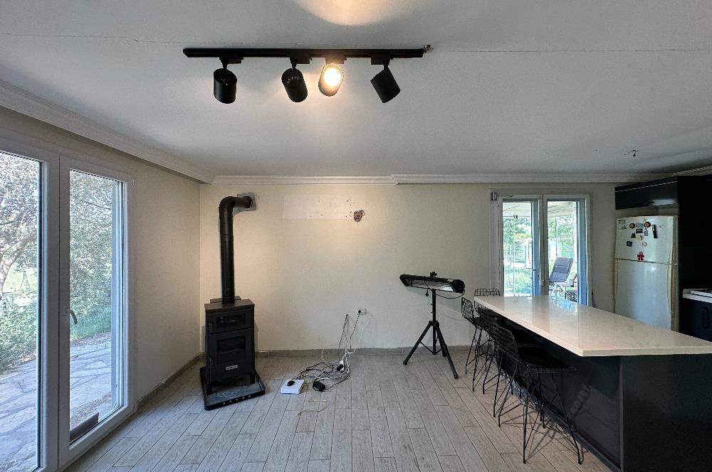 Bodrum Mumcular 2250 m² Arsa İçerisinde Satılık Çiftlik Ev