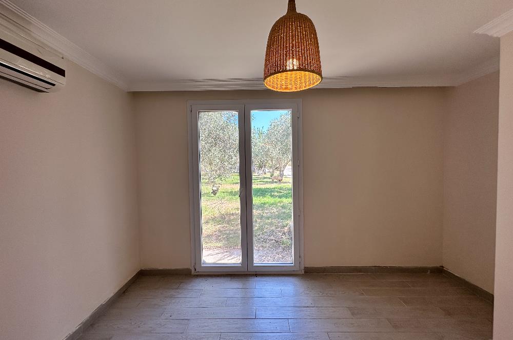 Bodrum Mumcular 2250 m² Arsa İçerisinde Satılık Çiftlik Ev