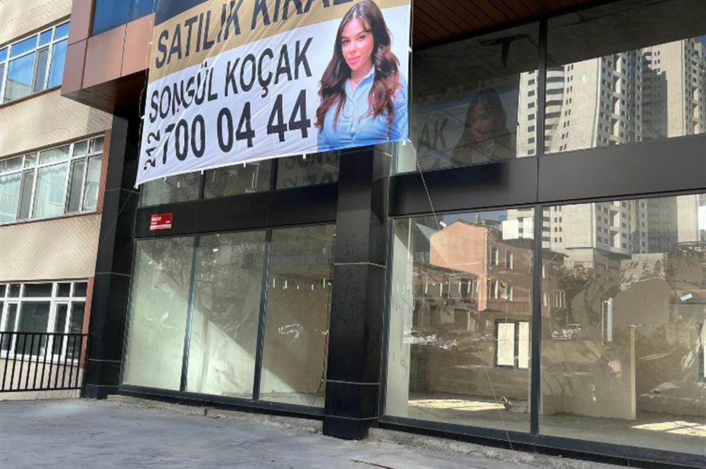 Kanyon ve Özdilek Avm'ye Komşu Cadde Üzeri Kiralık Dükkan