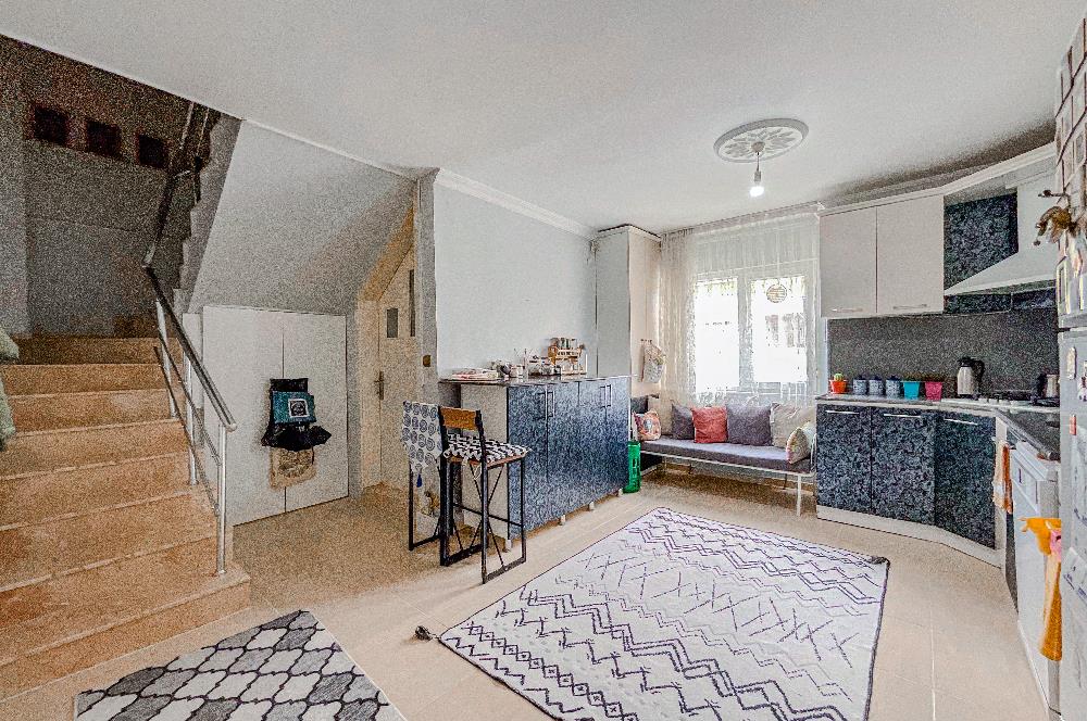C21 LOCA'DAN BAHÇELİEVLER'DE GENİŞ DUBLEX 2+1 DAİRE