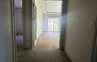 BAĞDAT CADDESİ 5 DK,TEPEGÖZ SOKAK,3+1,BALKONLU,KİRALIK