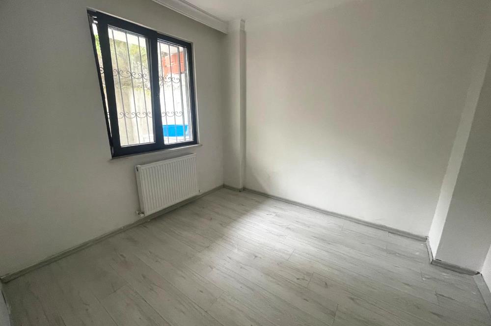ÜNALANDA METRO VE METROBÜSE YAKIN 1+1 KİRALIK DAİRE