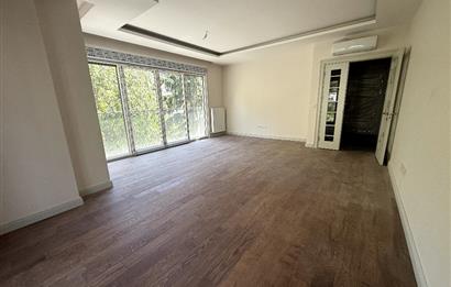 BAĞDAT CADDESİ 5 DK,TEPEGÖZ SOKAK,3+1,BALKONLU,KİRALIK