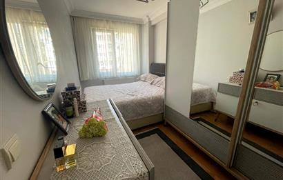 ÜNALANDA METRO VE METROBÜS YAKINI BALKONLU 2+1 DAİRE SATILIK