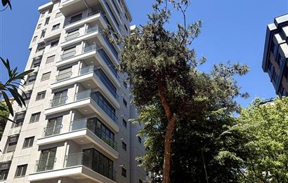 BAĞDAT CADDESİ 5 DK,TEPEGÖZ SOKAK,3+1,BALKONLU,KİRALIK