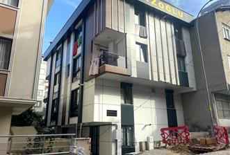 ÜNALANDA METRO VE METROBÜSE YAKIN 1+1 KİRALIK DAİRE