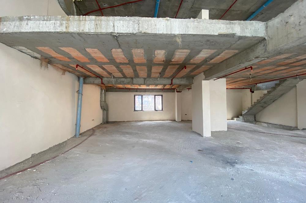 Kanyon ve Özdilek Avm Yanı Cadde Üzeri Satılık Donanımlı Dükkan