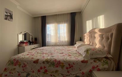 Kağıthane Çeliktepe'de Acil Satılık Ful Tadilatlı 2+1 Daire