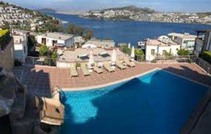 Bodrum, Gündoğan'da Plajlara Yakın, Deniz Manzaralı, Satılık Bahçe Dubleksi