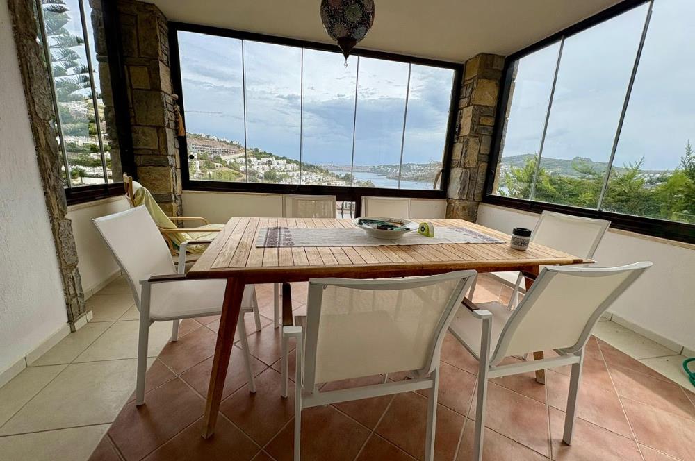 Bodrum, Gündoğan'da Plajlara Yakın, Deniz Manzaralı, Satılık Bahçe Dubleksi