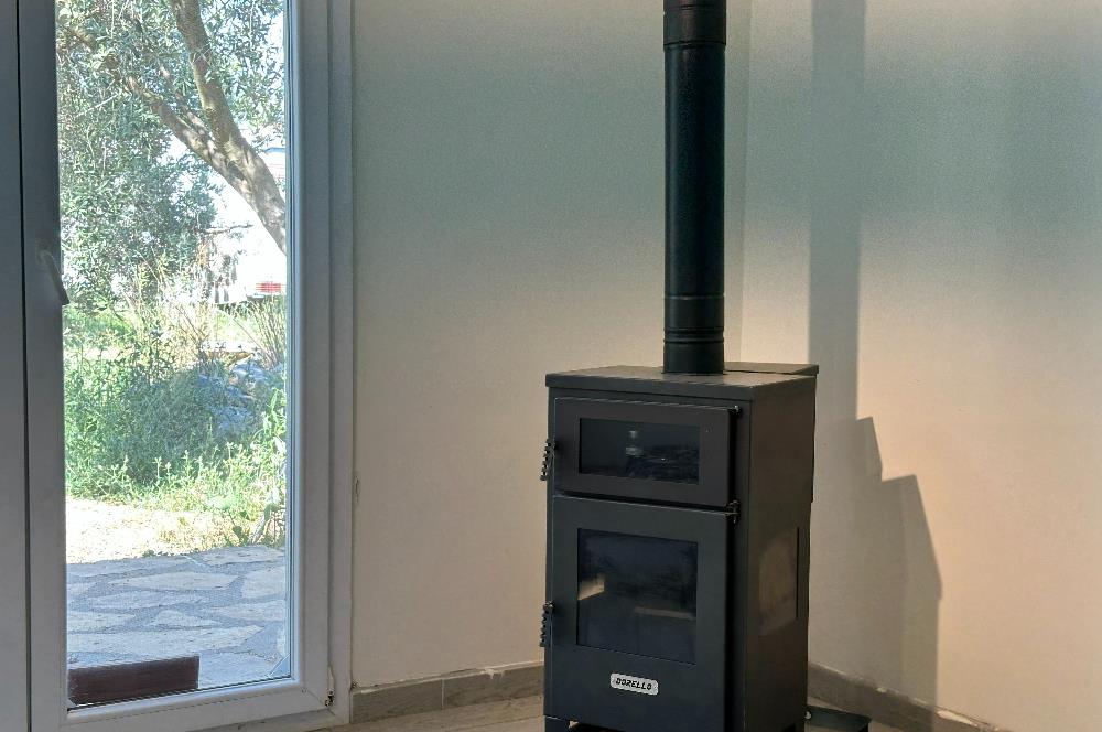 Mumcular'da Kiralık 2,2 Dönüm Arsa ve 3+1 Çiftlik Evi