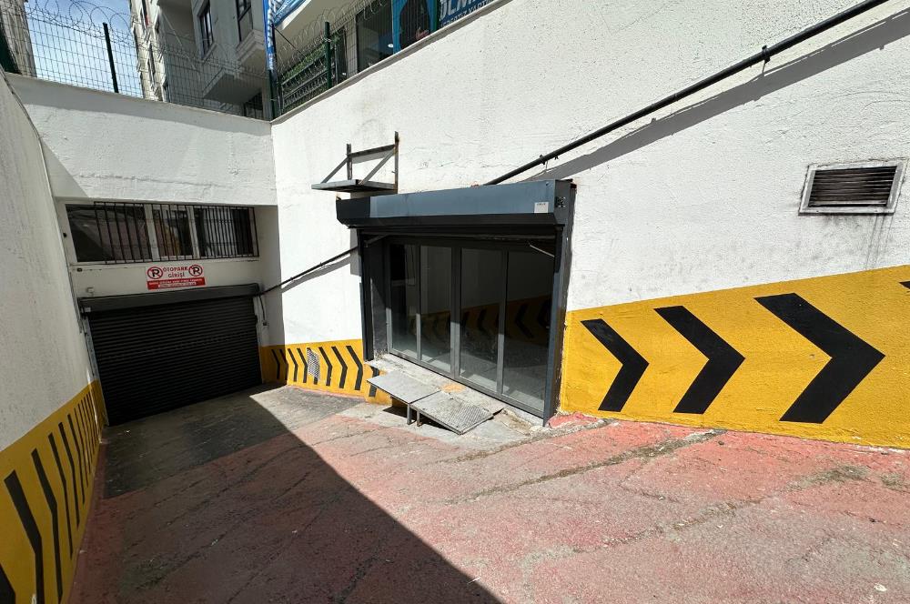 MALTEPE FEYZULLAH CADDESİ'NDE 350m2 KİRALIK DÜKAN & DEPO