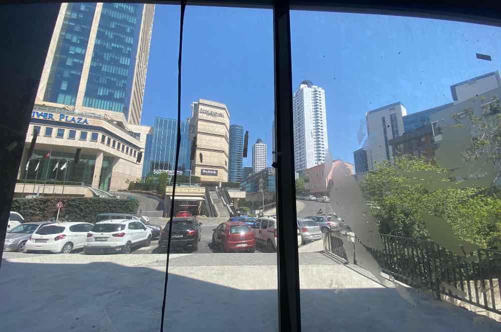 Kanyon ve Özdilek Avm Yanı Cadde Üzeri Satılık Donanımlı Dükkan