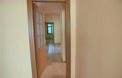 TÜLAY ÖZKÖK'TEN ŞİŞLİ MERKEZ GENİŞ YÜKSEK GİRİŞ KİRALIK DAİRE