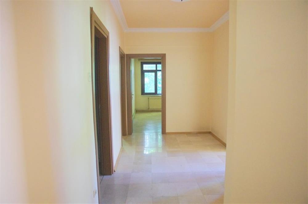 TÜLAY ÖZKÖK'TEN ŞİŞLİ MERKEZ GENİŞ YÜKSEK GİRİŞ KİRALIK DAİRE