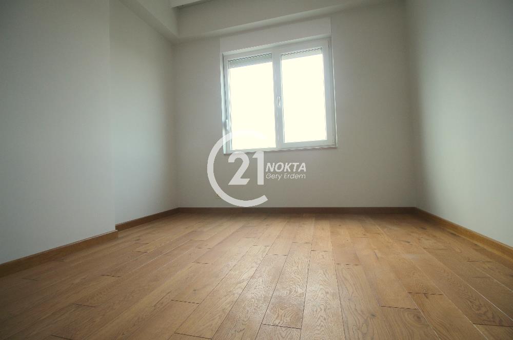 ERENKÖYDE BAĞDATA YAKIN DENİZ MANZARALI SİTE İÇİNDE 3+1 135 m2