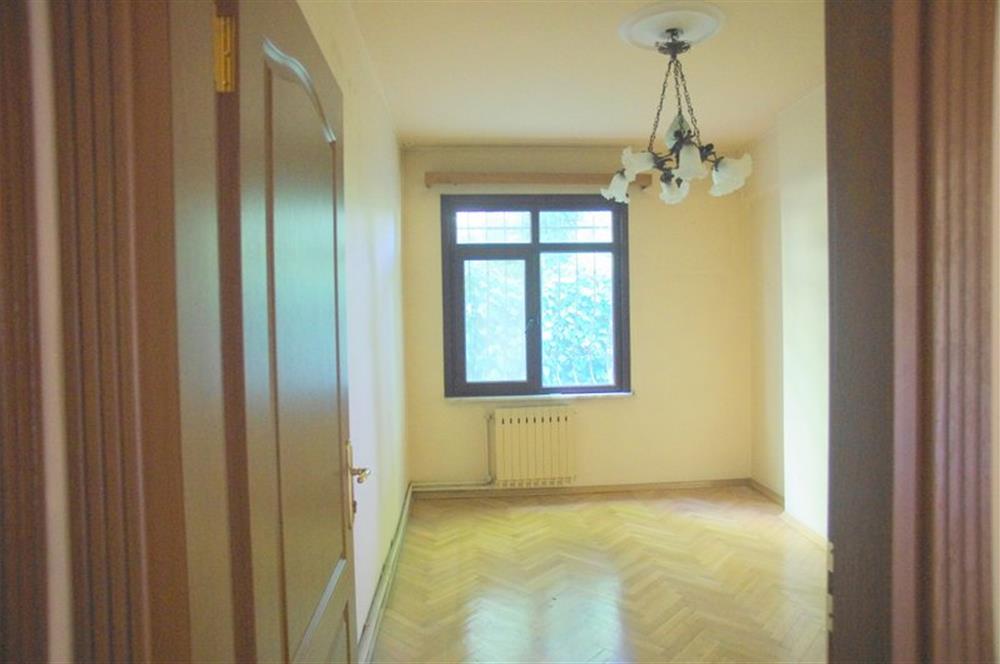 TÜLAY ÖZKÖK'TEN ŞİŞLİ MERKEZ GENİŞ YÜKSEK GİRİŞ KİRALIK DAİRE